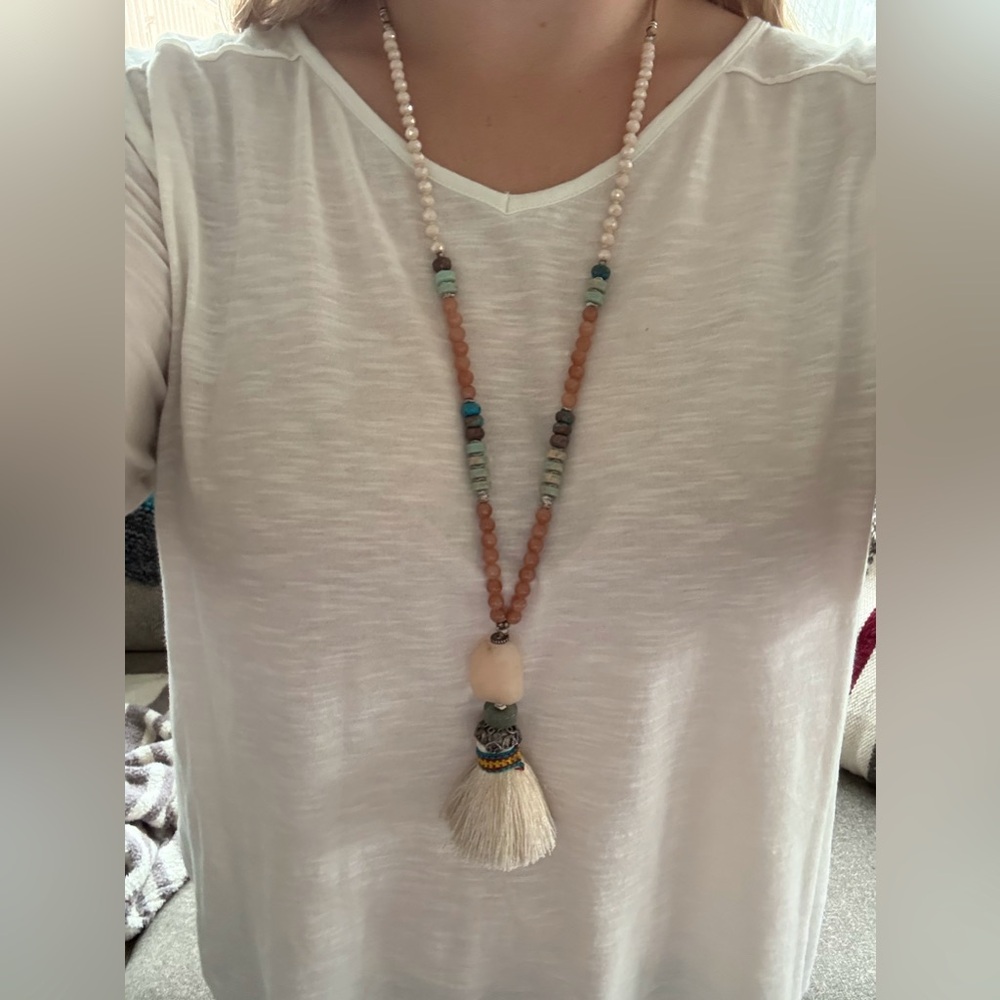 Anthropologie tassel necklace